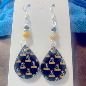 Super cute Pittsburgh Steelers earring set